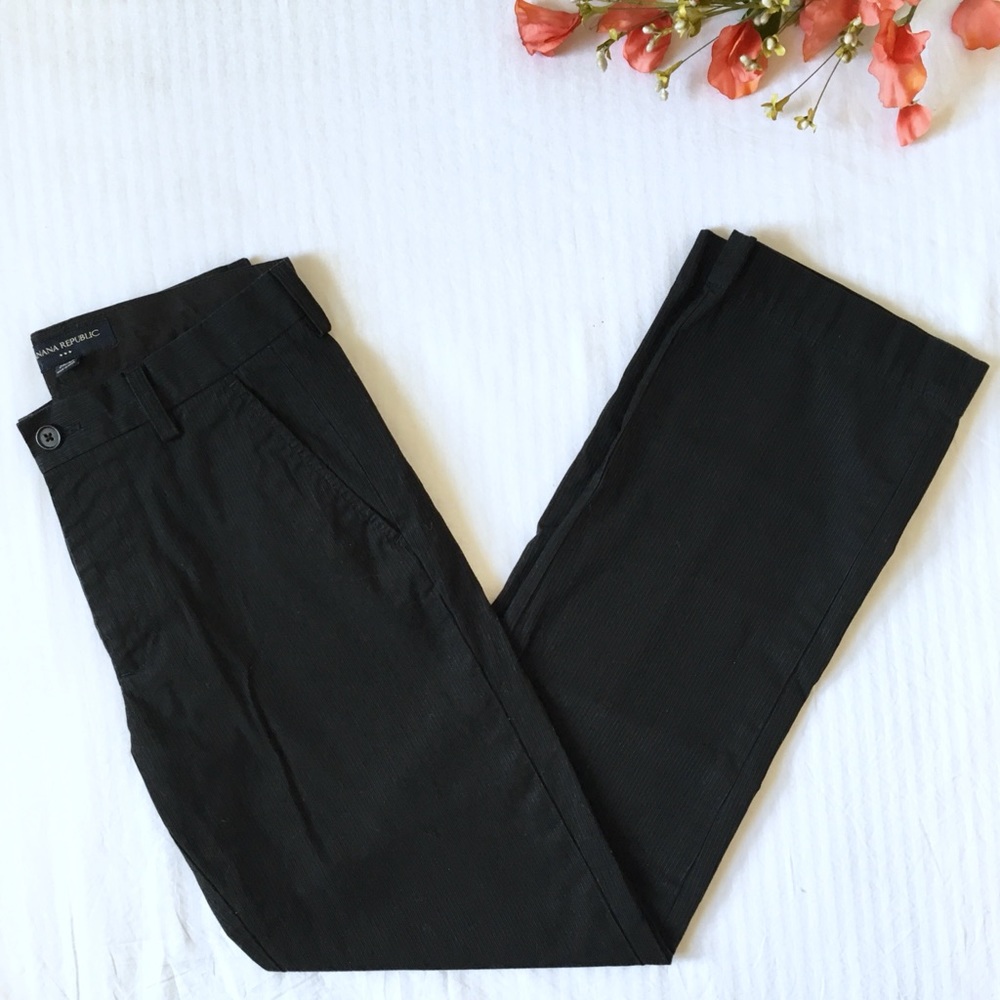 Banana Republic || Men’s Pinstripe Woven Pants